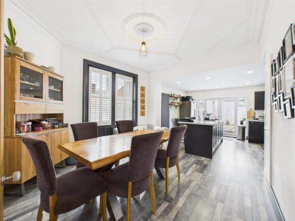 Kitchen/Dining Room