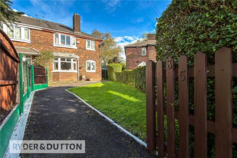 Broadway, New Moston, Manchester, M40