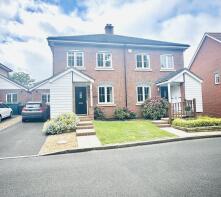 4, The Orchard, Hartley Wintney, Hook RG27 8ZH