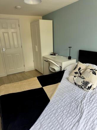 room 6 pic 5