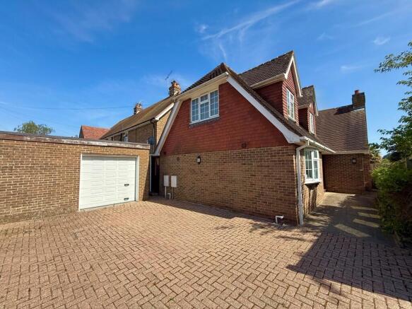 16a Lansdowne Fro...