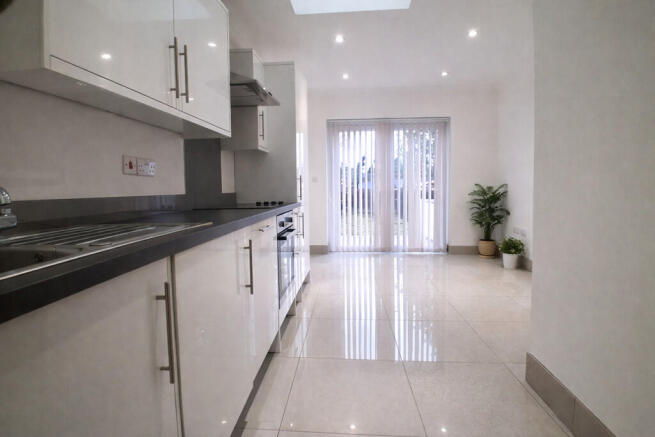 Kitchen / Living ...