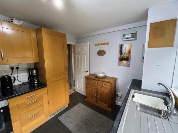 KITCHEN (2)