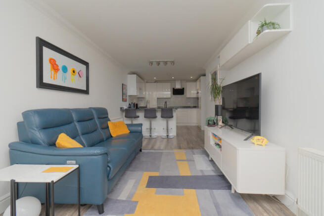 general Flat 11, 35