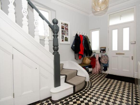 Entrance Hall a lr