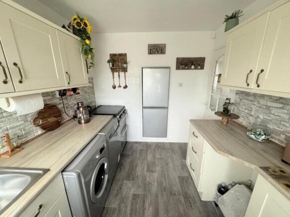 2 bed Terraced for sale Image 4