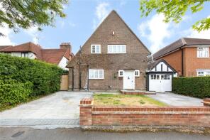 6, Risebridge Road, Romford RM2 5PR