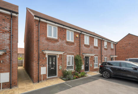 Tanner Way, Wickwar, Wotton-under-Edge, Gloucestershire, GL12