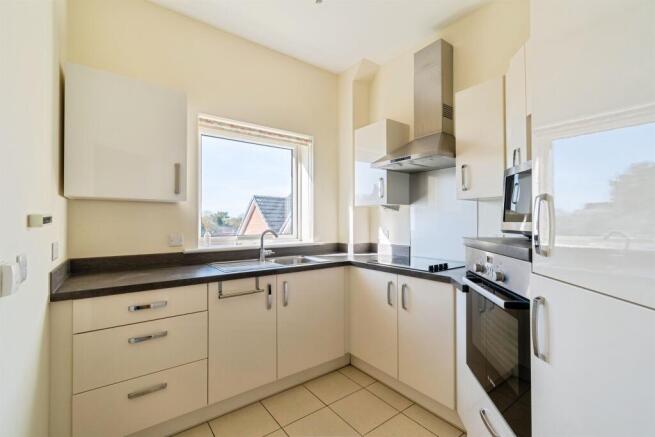 Westmead Lane, Chippenham photo 4