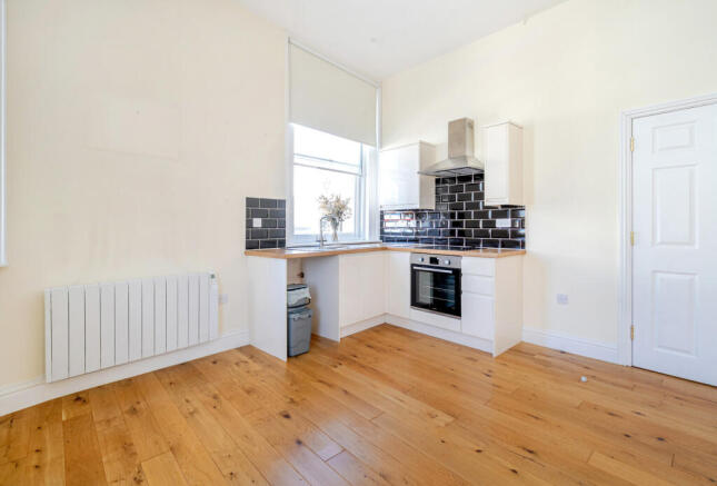 6-681a007a42ef8-1...