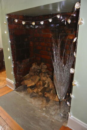 2nd Feature Fireplce