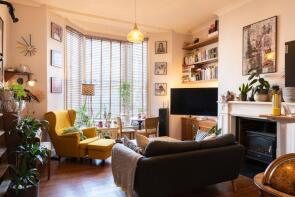Basement Flat, 139, Amhurst Road, Hackney, London E8 2AW