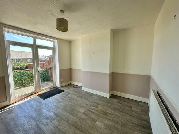Dining Room: