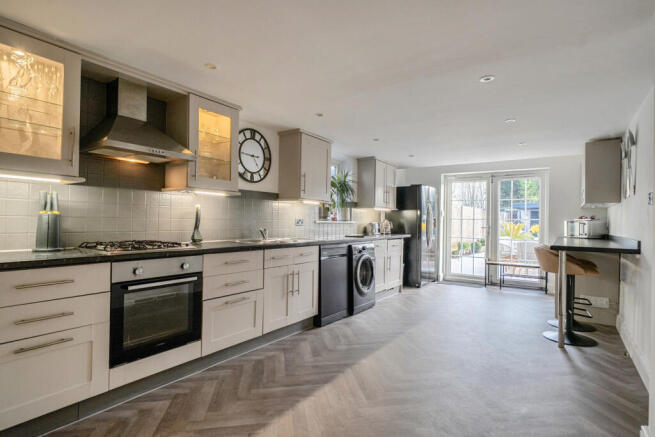 1423309-12-69a9d4...