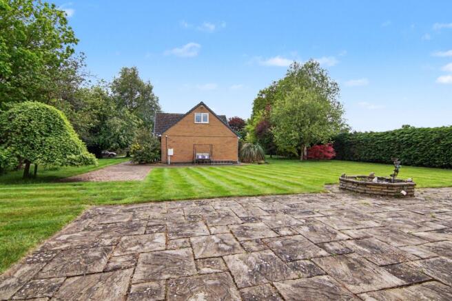 Wood End Lane, Fillongley, CV7 photo 4
