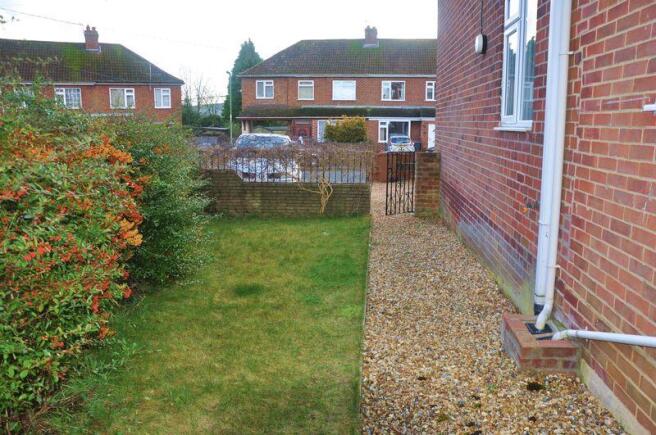 Photo 10