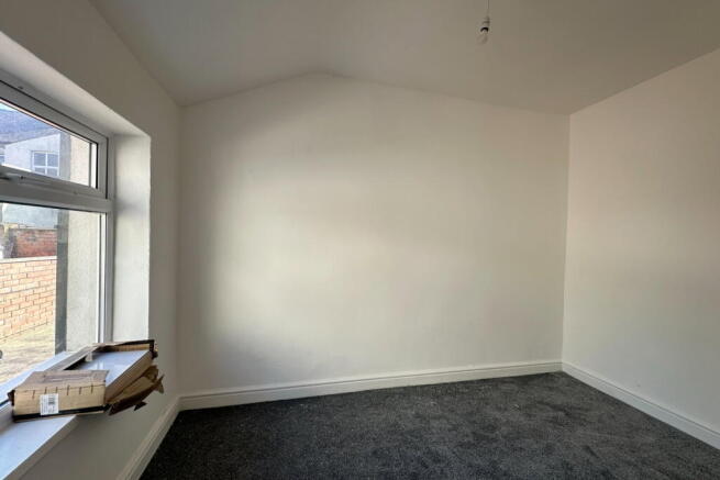 3 bed Block of Apartments for sale Image 9