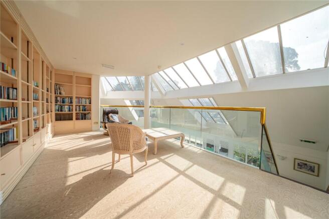 1 bed Apartment for sale Image 9