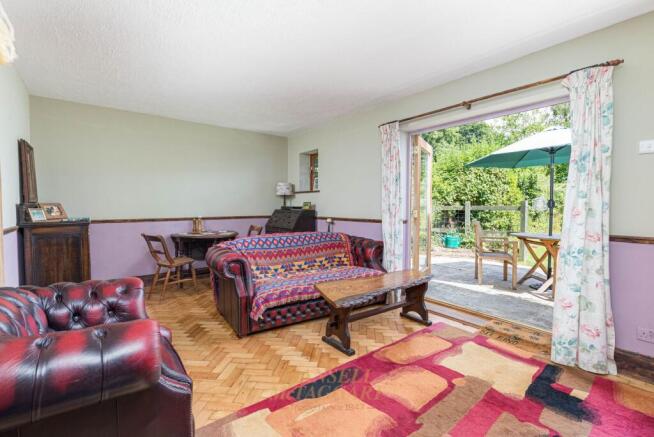 Garden Aspect sitting room