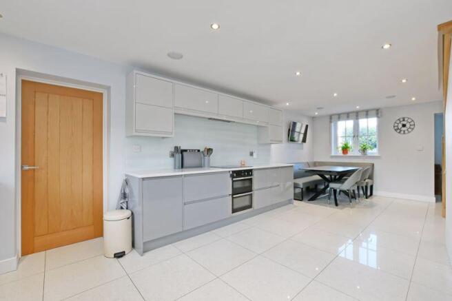 Dining Kitchen 