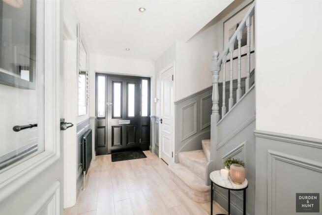 lyndhurst rise-39_1.jpg