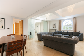 16, York Terrace West, London NW1 4QA