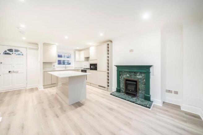 Kitchen/Living Area