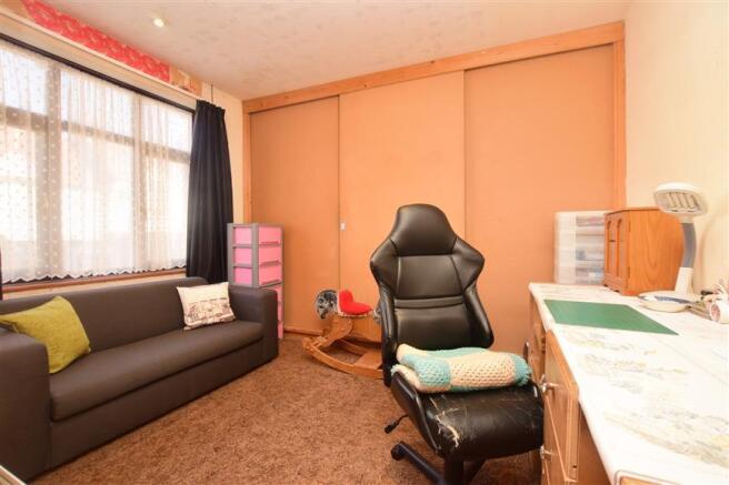Hobby Room/ Bedroom 2