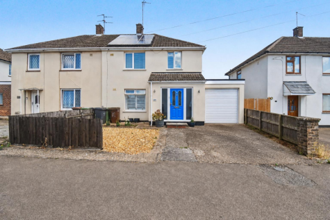 Willow Brook Road, Corby