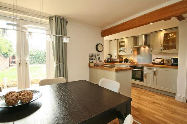 Kitchen/dining Room