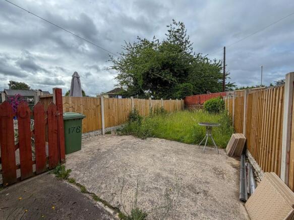 2 bed Terraced for sale Image 11
