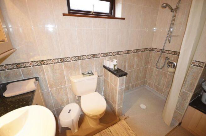 Wet Room Showe...