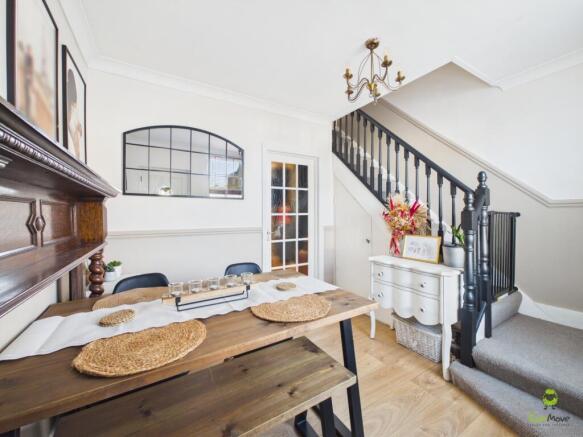 Presented by Clinton at EweMove Bexleyheath and Da