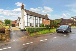 Whitegate Cottage, Road Running Through Playhatch, Playhatch, Reading RG4 9QU