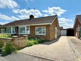 17, Tingdene Road, Finedon NN9 5JB