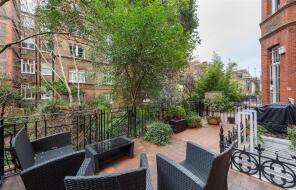 28-30, Bina Gardens, London SW5 0LA