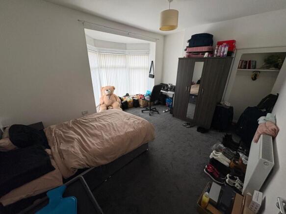 3 bed Terraced for sale Image 8