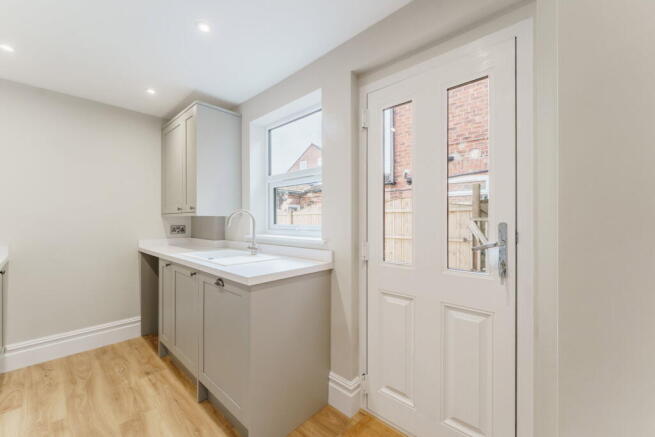 2 bed Terraced for sale Image 8