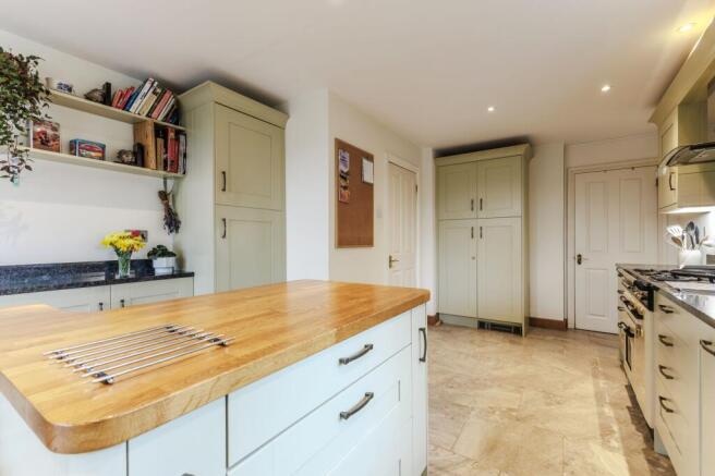 Kitchen 4