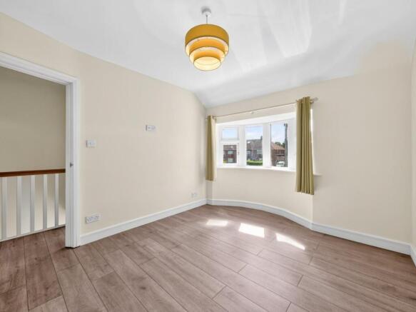 3 bed Terraced for sale Image 11