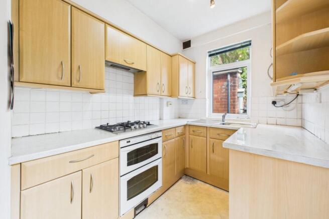 3 bed Terraced for sale Image 6