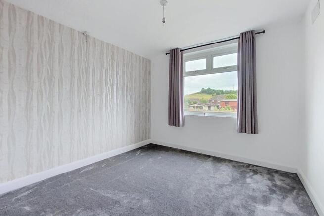 3 bed Semi-Detached for sale Image 9