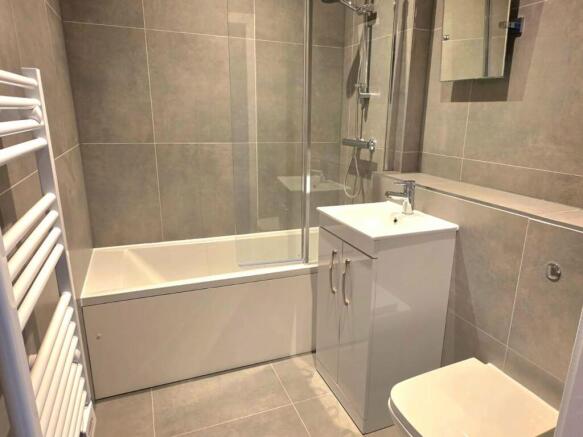 1 bed Flat to rent Image 10
