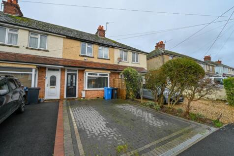 Benmoor Road, Creekmoor, Poole, BH17