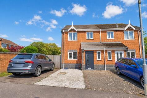 Marcian Close, Hinckley
