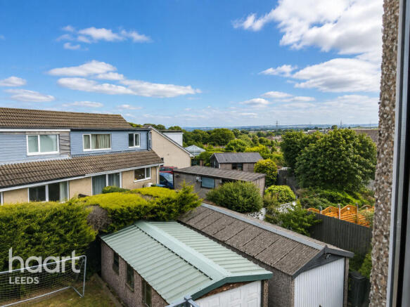 3 bed Semi-Detached for sale Image 5