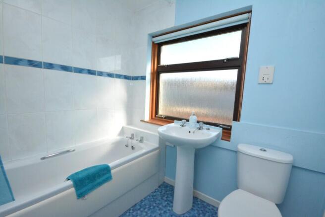 Craigburn Court, Falkirk, FK1 photo 4
