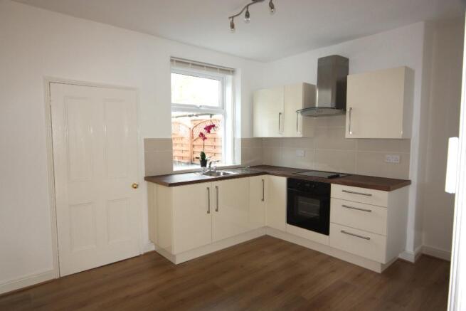 Dining/Kitchen