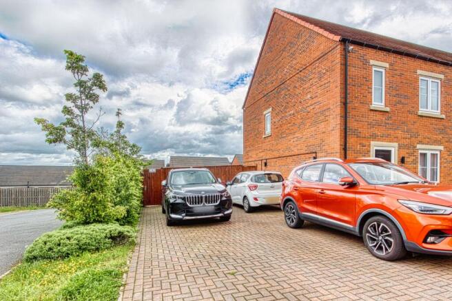 DRIVEWAY - 2 CARS