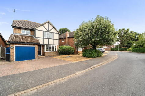Lincolns Mead, Lingfield, RH7 6TA